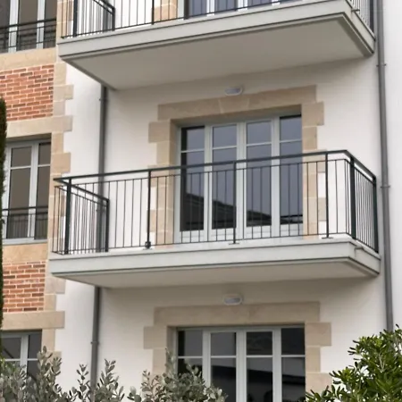 Appartement Design X - Hyper Centre - Parking Prive - Quimper Exterior photo