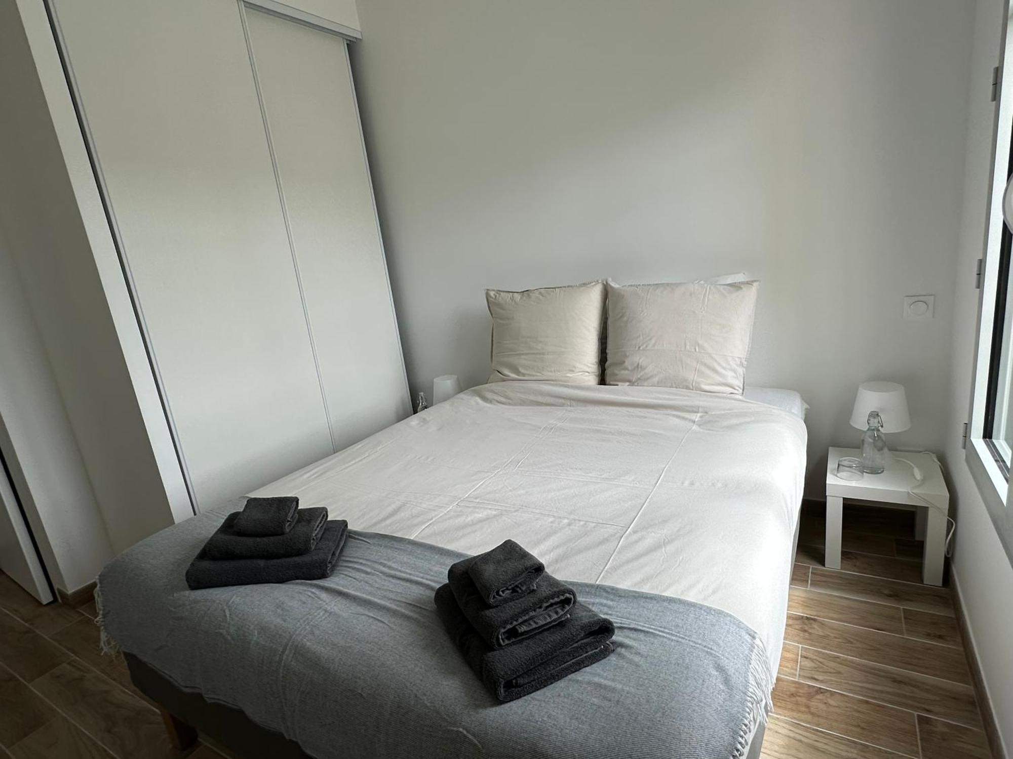 Apartment Design X - Hyper Centre - Parking Prive - Quimper